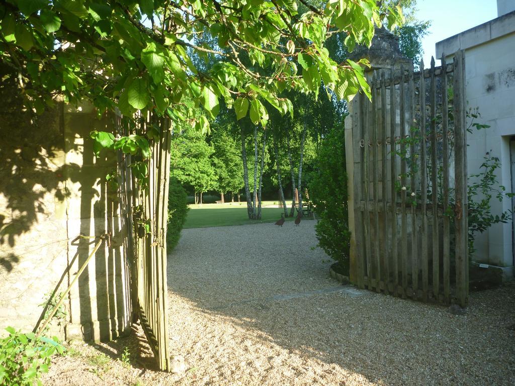 Chateau De Paradis (Adults Only) Panzió La Croix-en-Touraine Kültér fotó