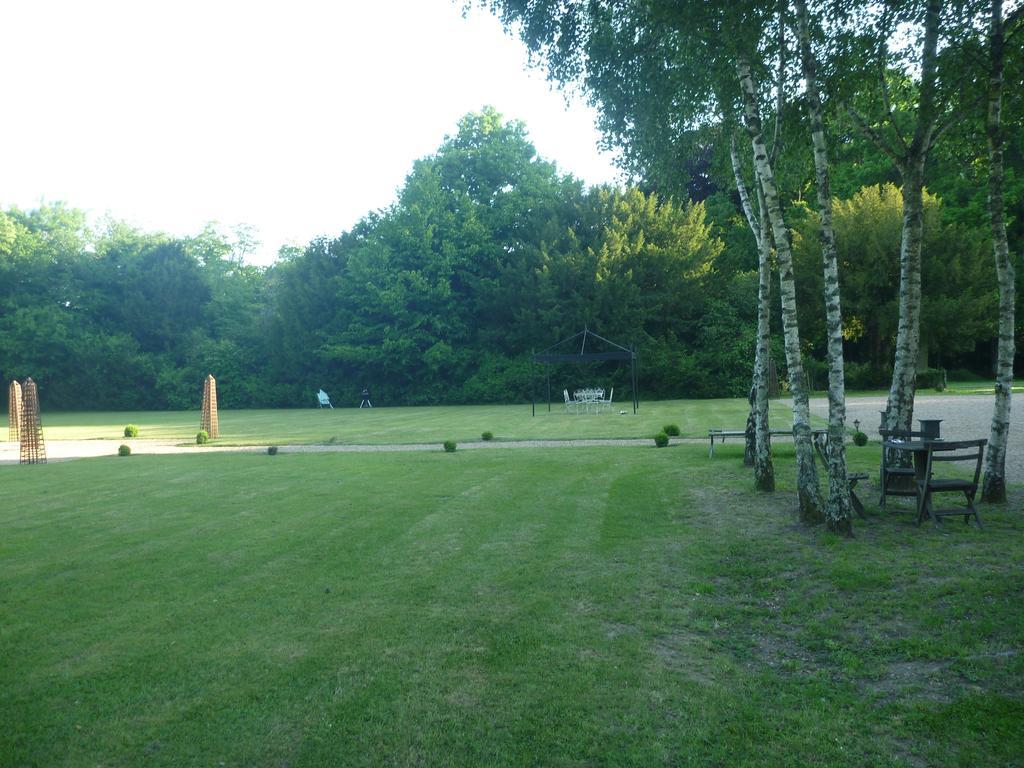 Chateau De Paradis (Adults Only) Panzió La Croix-en-Touraine Kültér fotó